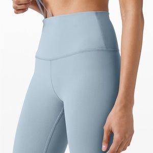 Lululemon Wunder Train HR 25’’ leggings size 6 chambray